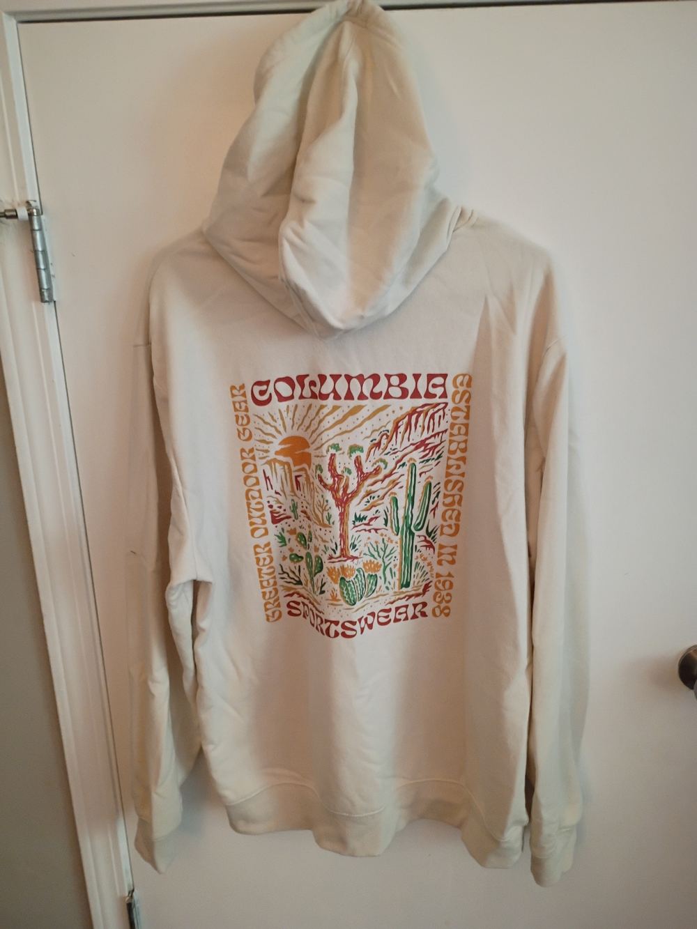 Columbia Cream Men's Hoodie with Desert Graphic- Size Large